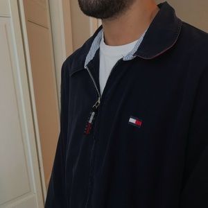 Tommy Hilfiger *alert* Men’s Large!